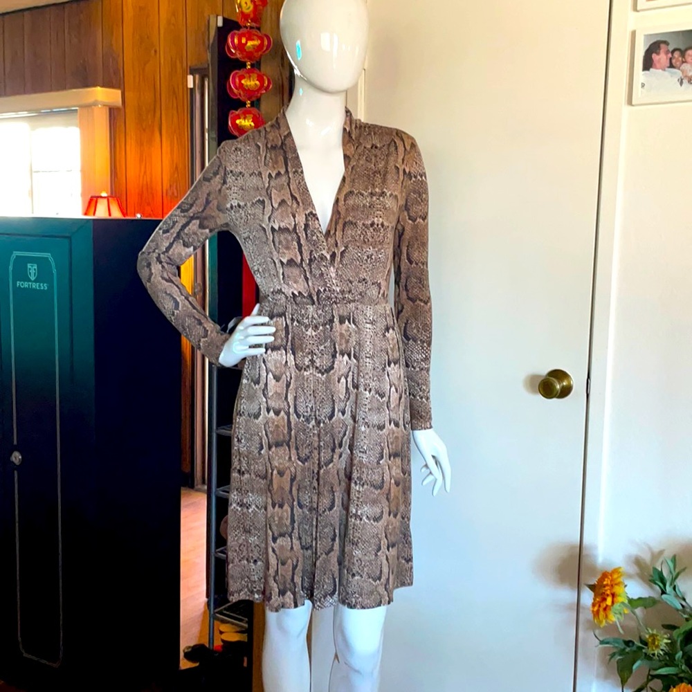 Tags take off but never worn.